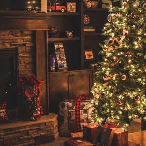 Creating Magical Christmas Morning Moments: Tips on Organizing and Presenting Santa’s Toy Deliveries